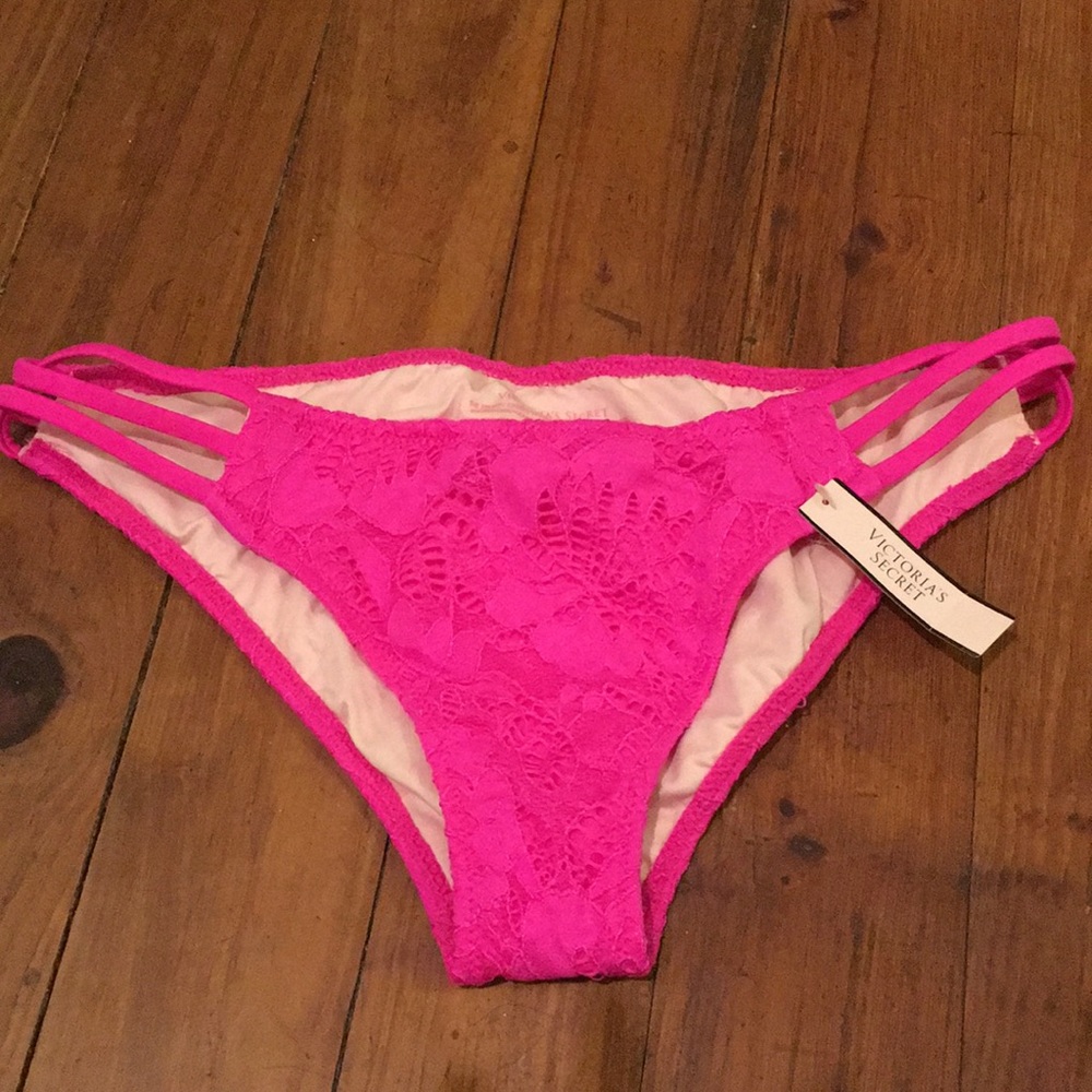 NWT! Victoria’s Secret SWIM, bikini bottoms, small